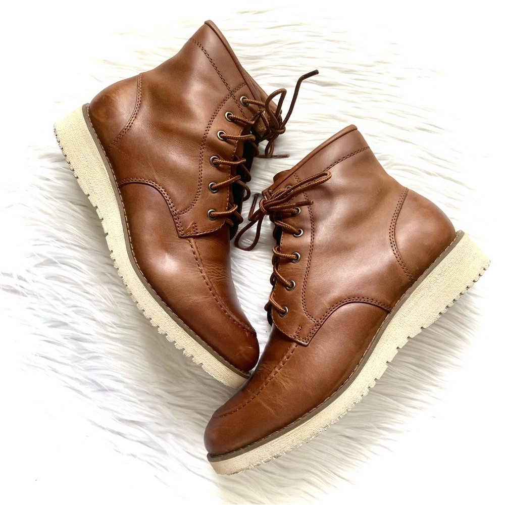 Eastland Dakota Lace Up Boots 9 Peanut